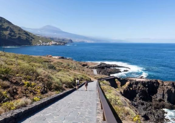 Image Tenerife : quelle région choisir pour son séjour golf ? Nord ou sud de l’île ?